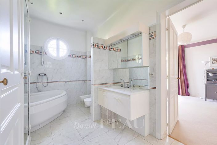 Image No.21-Maison de 5 chambres à vendre à Garches