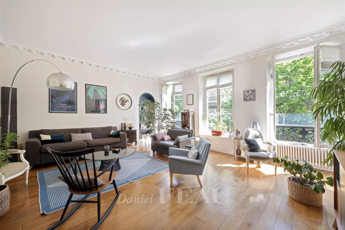 Image No.1-4 Bed Apartment for sale