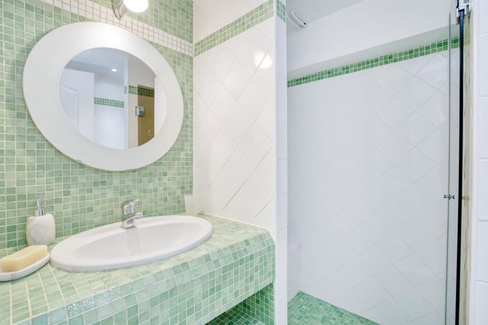 Image No.23-4 Bed House for sale