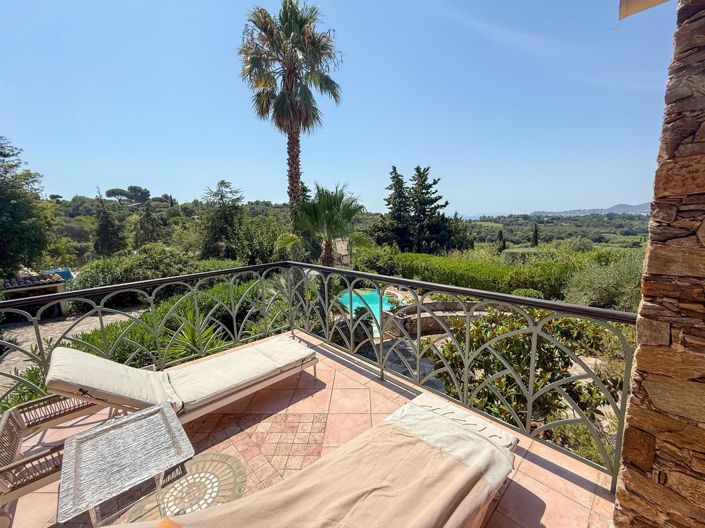 Image No.5-4 Bed House for sale