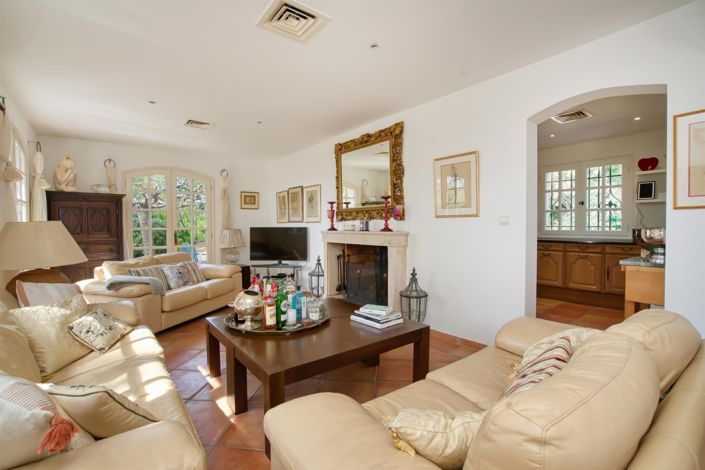 Image No.9-4 Bed House for sale