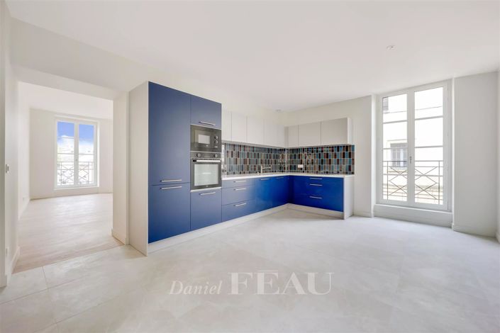 Image No.1-4 Bed Apartment for sale