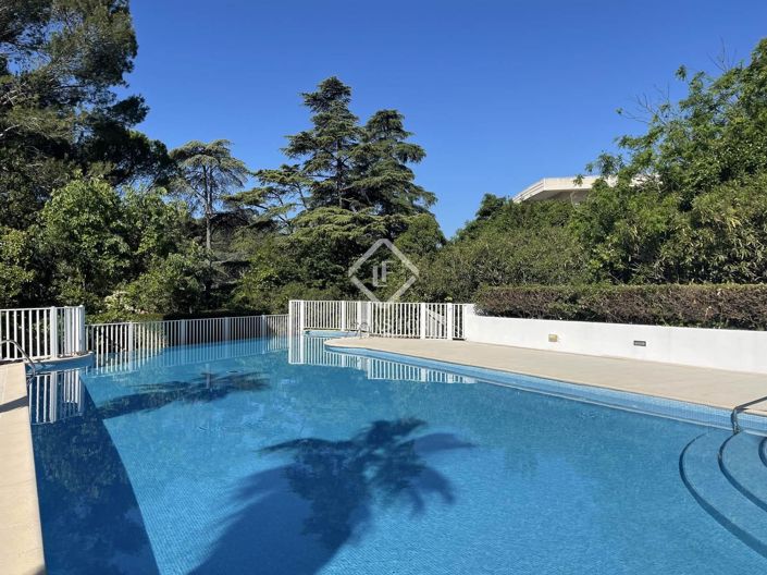 Image No.1-3 Bed Apartment for sale
