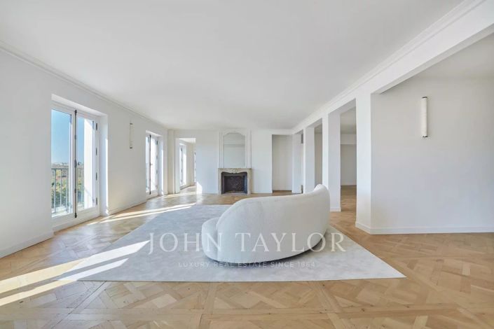 Image No.12-3 Bed Apartment for sale