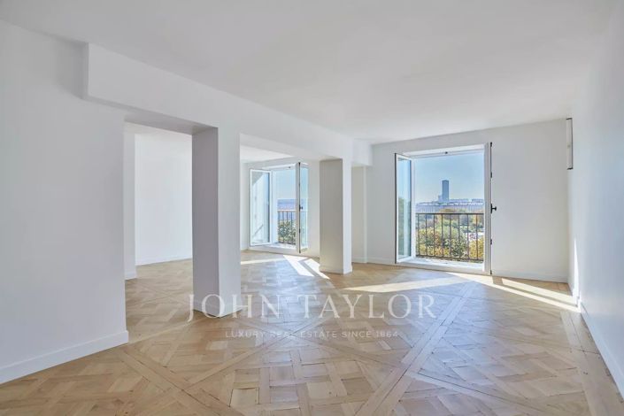 Image No.14-3 Bed Apartment for sale