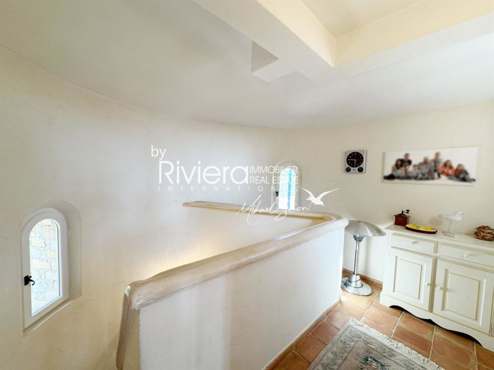 Image No.15-3 Bed House for sale