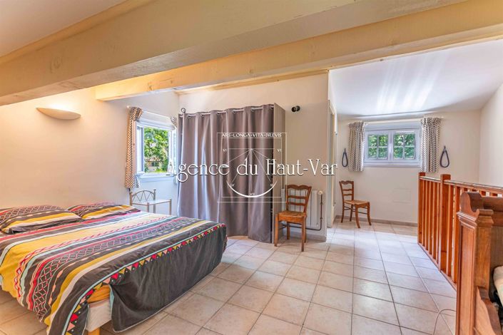 Image No.27-4 Bed House for sale