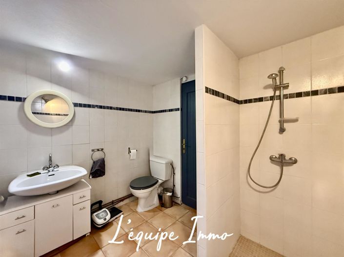 Image No.12-5 Bed House for sale