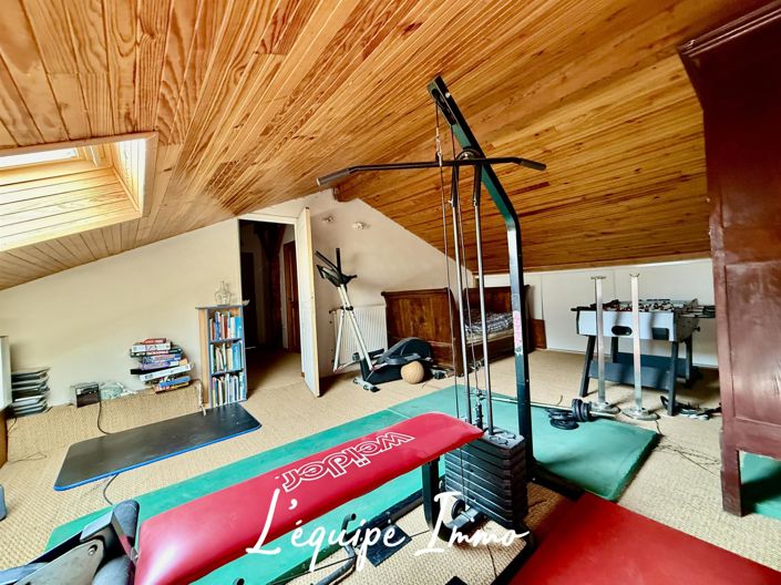 Image No.16-5 Bed House for sale