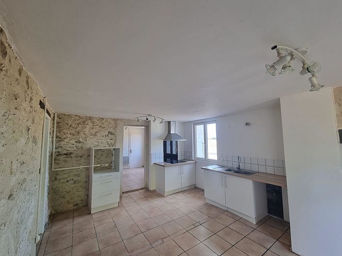 Image No.35-2 Bed House for sale