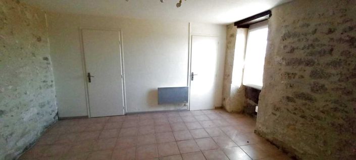 Image No.8-2 Bed House for sale