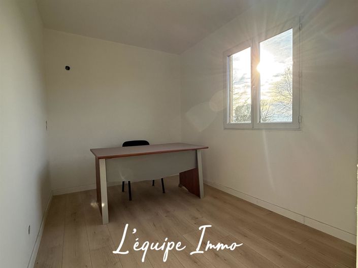 Image No.6-2 Bed House for sale