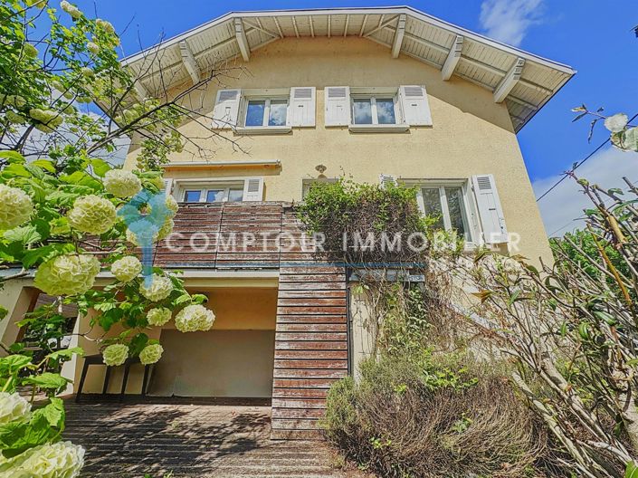 Image No.1-5 Bed House for sale
