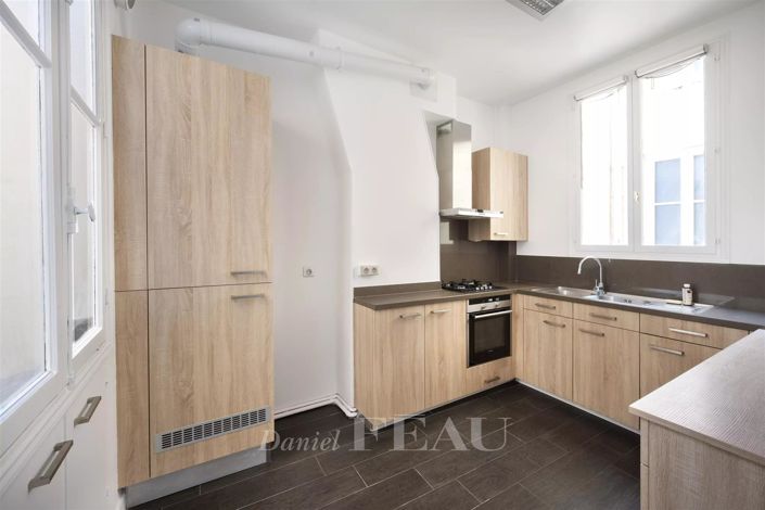 Image No.12-4 Bed Apartment for sale