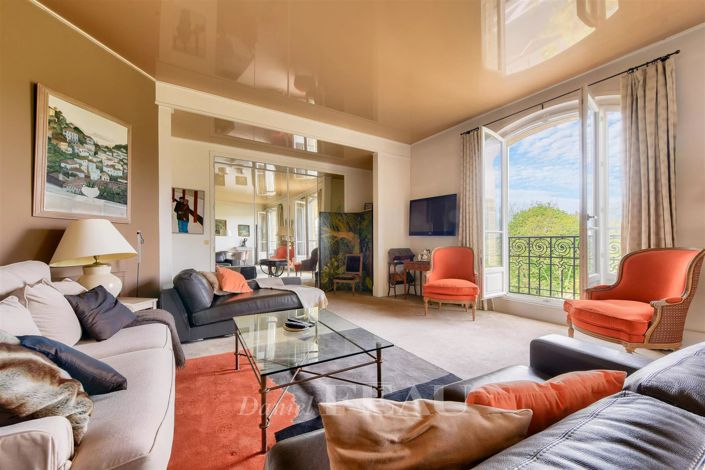 Image No.3-3 Bed Apartment for sale