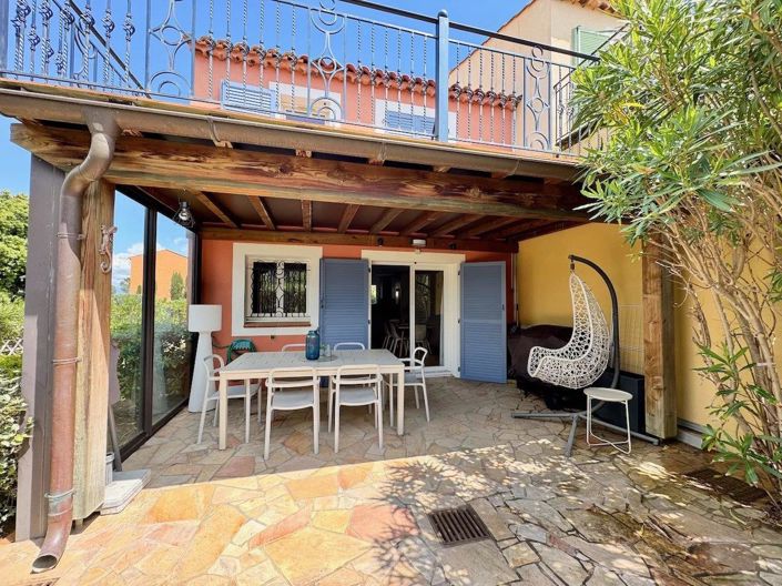 Image No.9-3 Bed House for sale