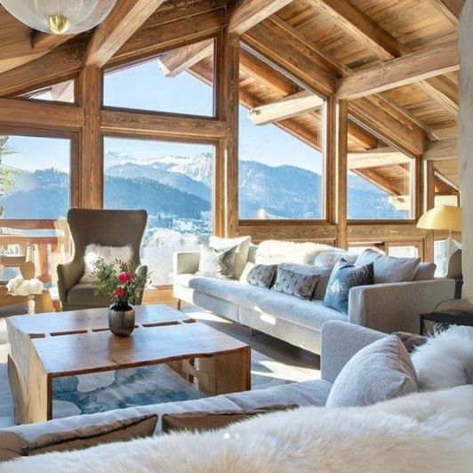 Image No.1-5 Bed Property for sale