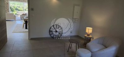 ayo7zyi78gui0ugc12