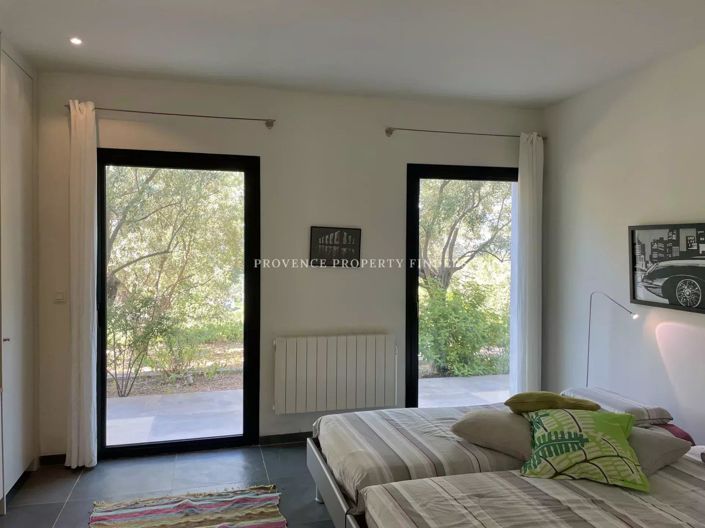 Image No.13-5 Bed House for sale