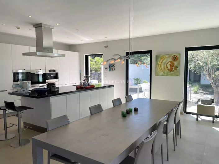 Image No.3-5 Bed House for sale