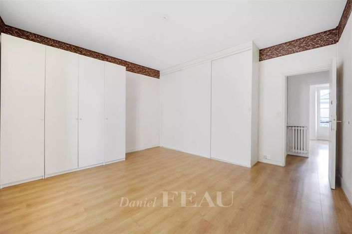 Image No.4-Appartement de 3 chambres à vendre à Versailles