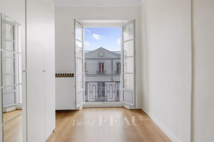 Image No.5-Appartement de 3 chambres à vendre à Versailles