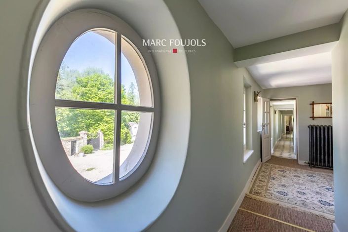 Image No.24-12 Bed House for sale