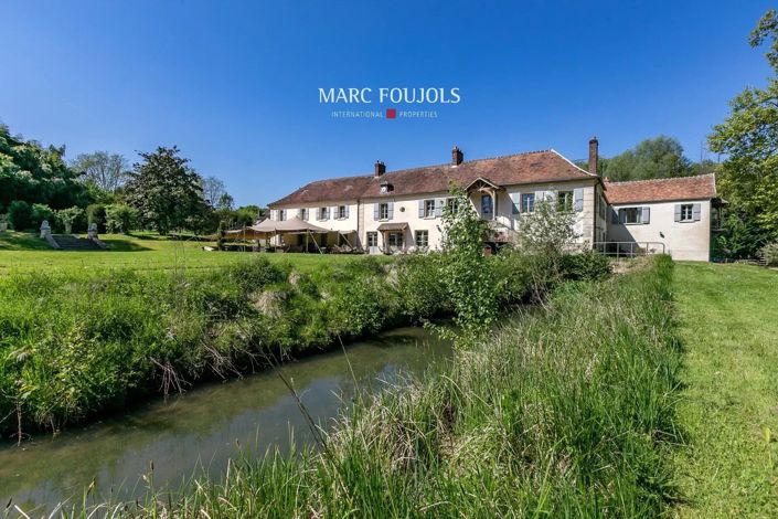 Image No.6-12 Bed House for sale