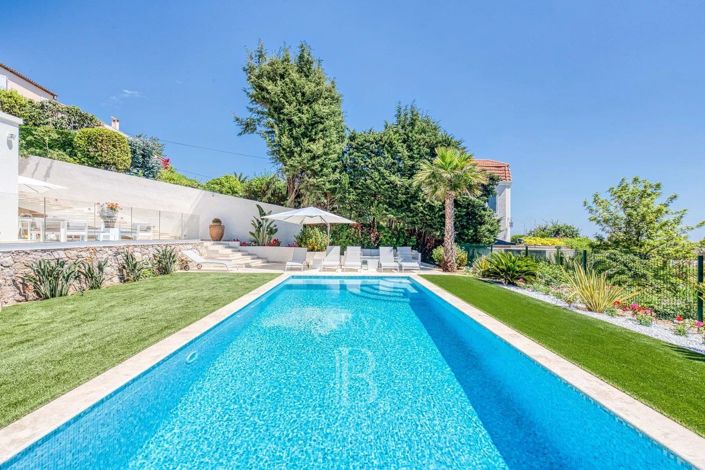 Image No.21-5 Bed House for sale