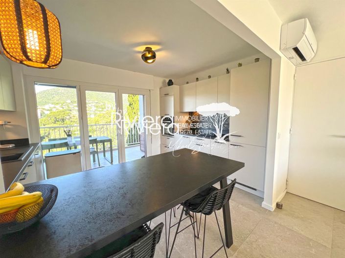 Image No.11-3 Bed Apartment for sale