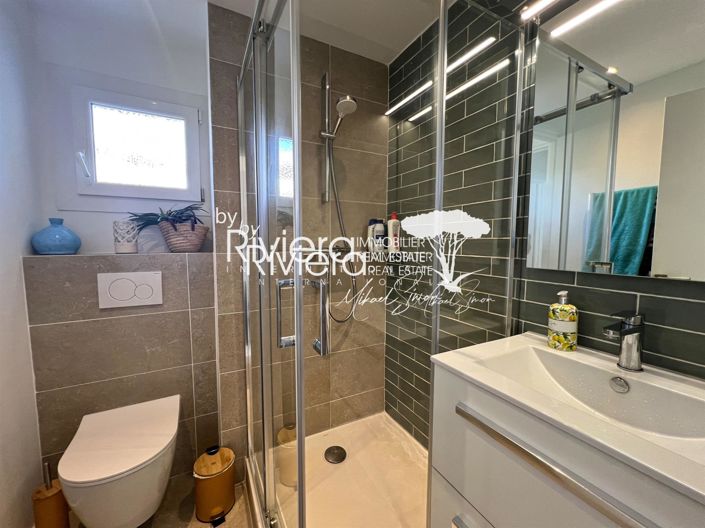 Image No.12-3 Bed Apartment for sale