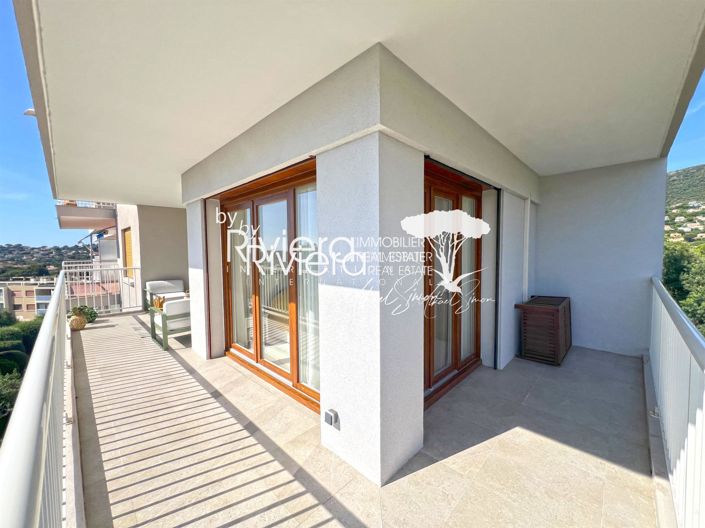 Image No.18-3 Bed Apartment for sale