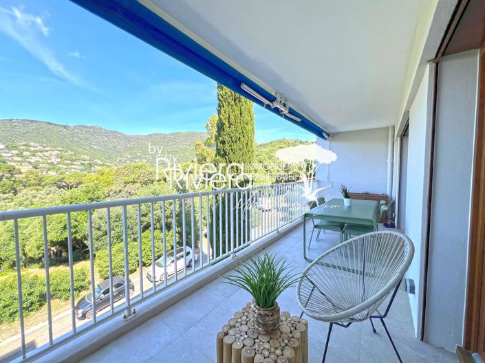 Image No.21-3 Bed Apartment for sale