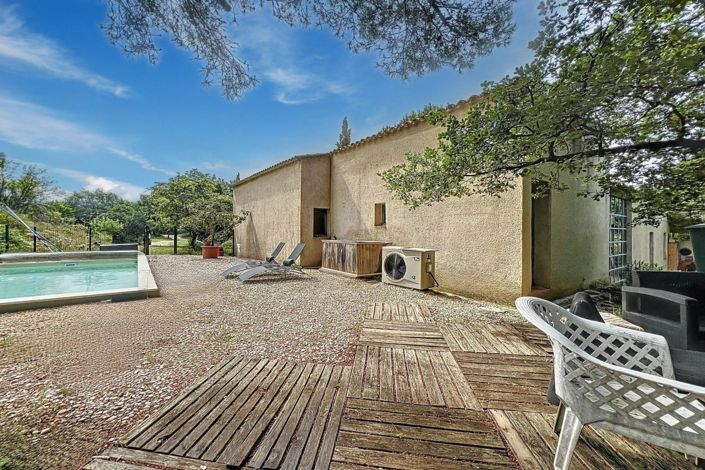 Image No.1-3 Bed House for sale