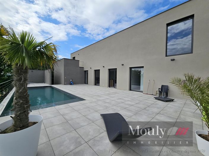 Image No.1-3 Bed House for sale