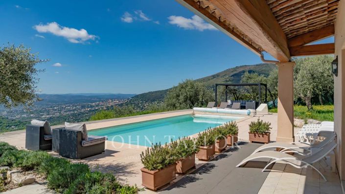 Image No.4-5 Bed House for sale