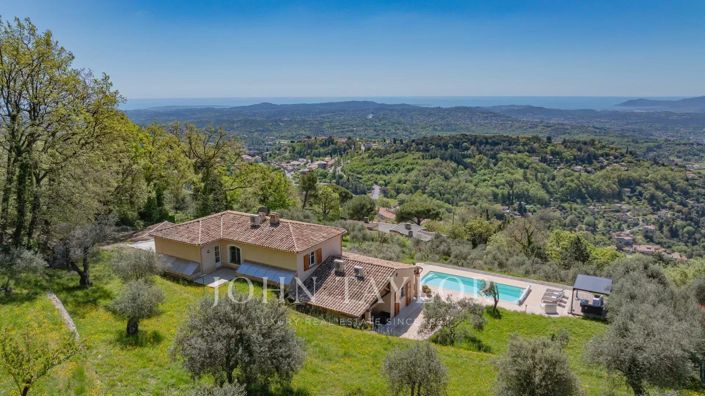 Image No.5-Maison de 5 chambres à vendre à Châteauneuf-Grasse