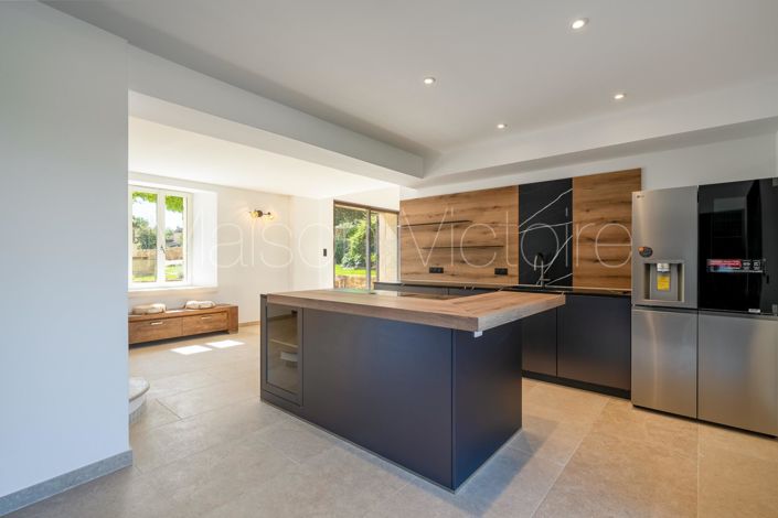 Image No.15-8 Bed House for sale