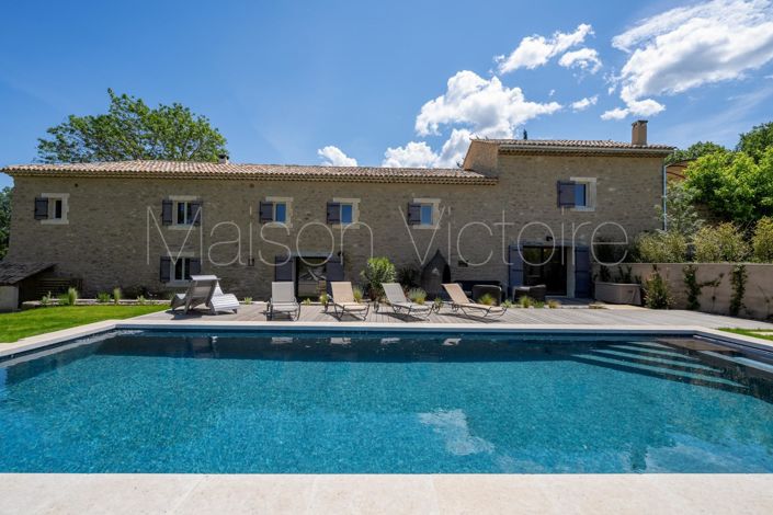 Image No.3-8 Bed House for sale