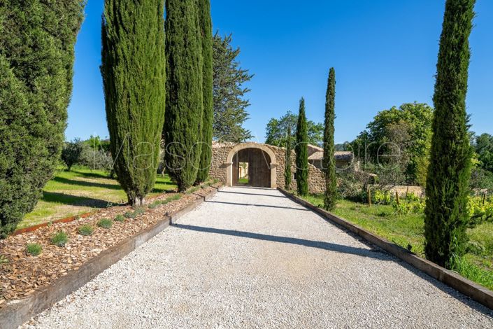 Image No.4-8 Bed House for sale