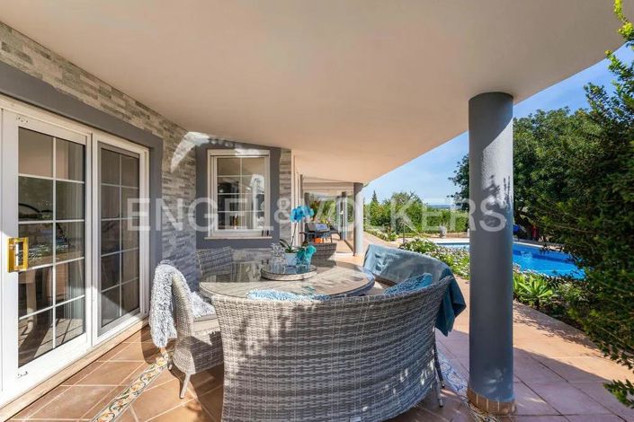 Image No.29-6 Bed House for sale