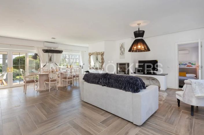 Image No.32-6 Bed House for sale