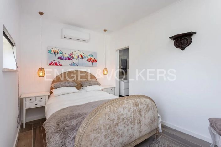 Image No.36-6 Bed House for sale