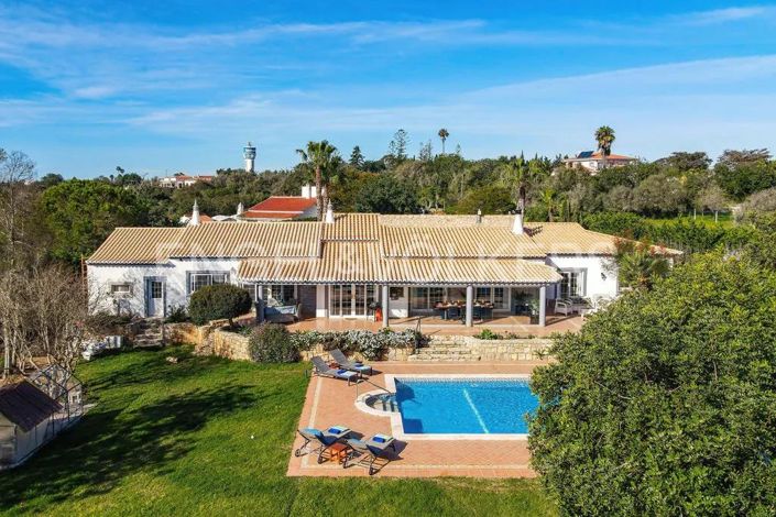 Image No.47-6 Bed House for sale