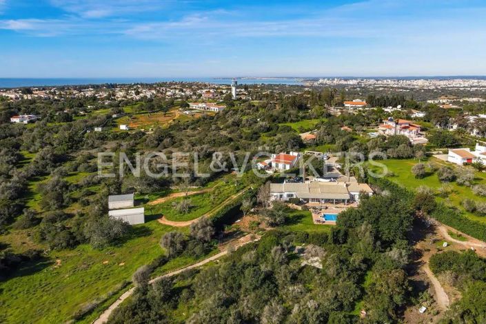 Image No.50-6 Bed House for sale