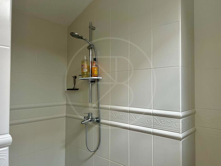 Image No.12-Maison de 7 chambres à vendre à Sauveterre-de-Guyenne