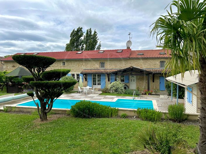 Image No.2-7 Bed House for sale