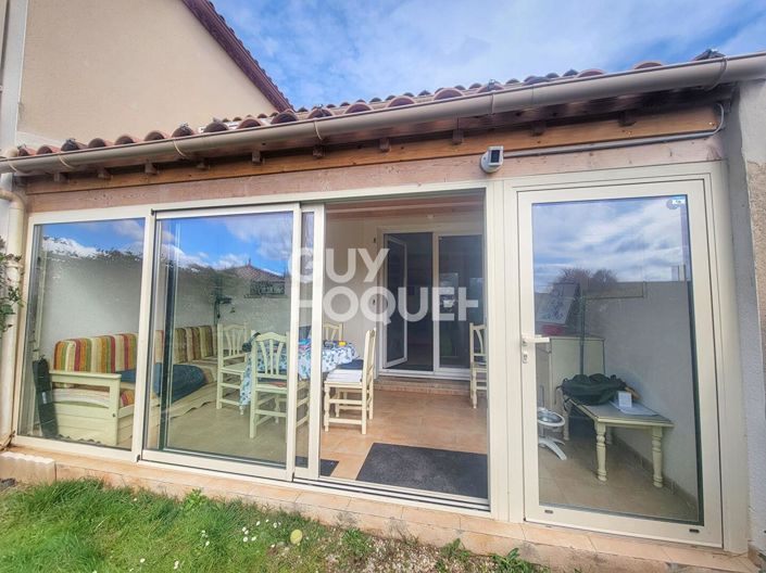 Image No.1-2 Bed House for sale