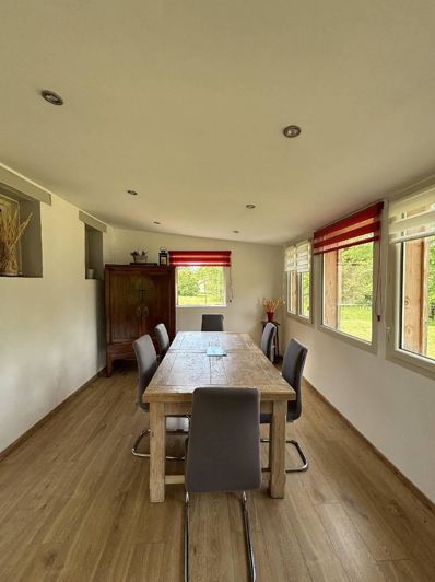 Image No.6-3 Bed House for sale