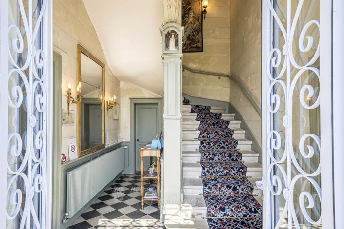 Image No.7-20 Bed House for sale